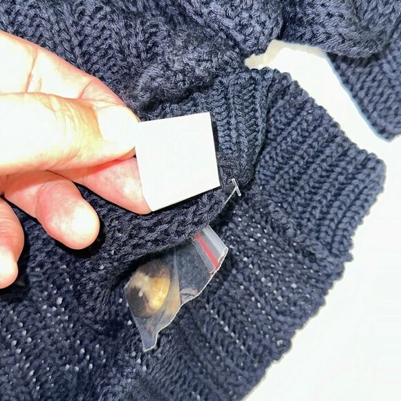 Francesca’s M Navy Relaxed Fit Crewneck Cotton Blend Buttoned Side Knit Sweater - Picture 10 of 10